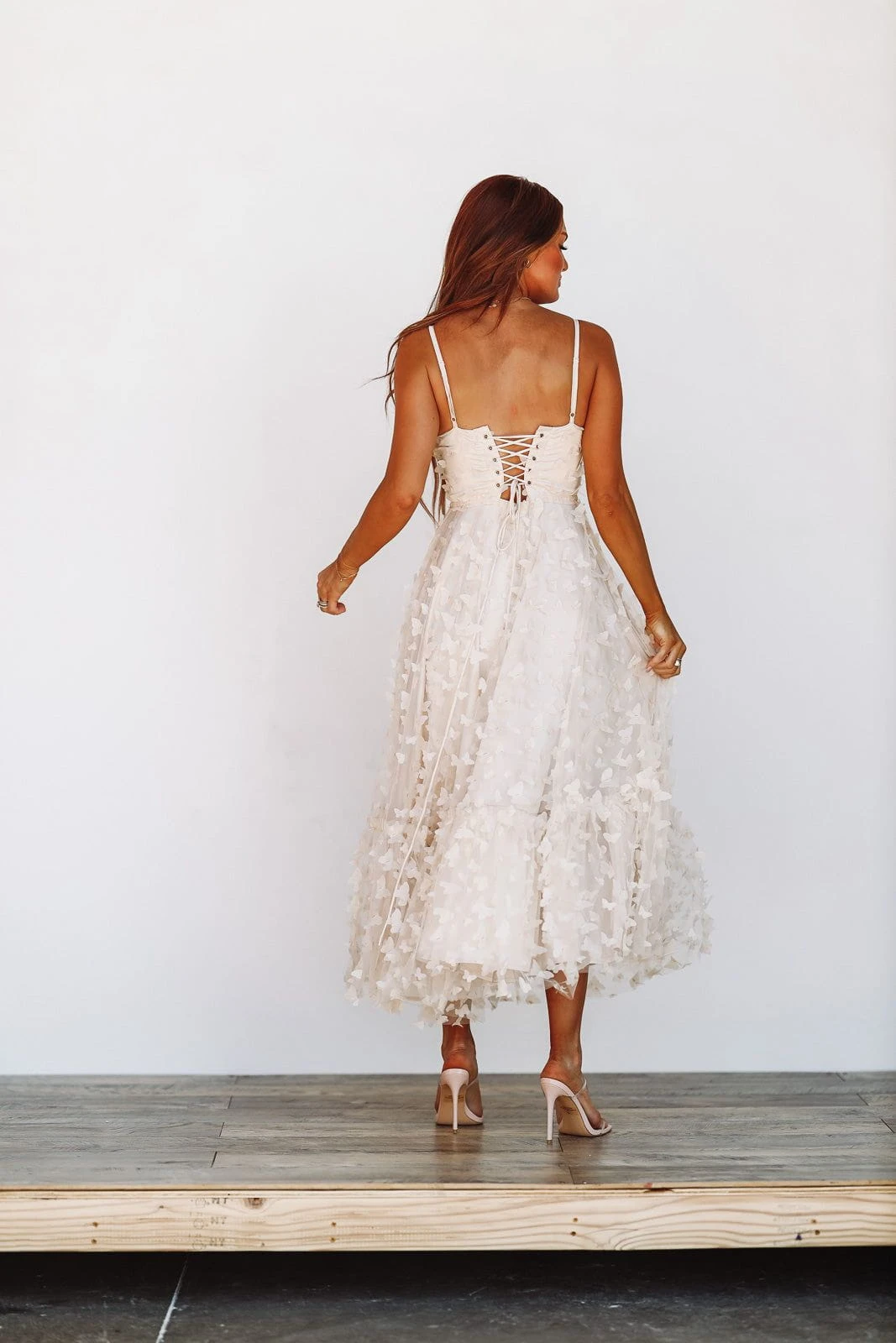 HAZEL & OLIVE Giving Me Butterflies Midi Dress - Cream Ivory 4 HAZEL & OLIVE Giving Me Butterflies Midi Dress - Cream Ivory - Image 2