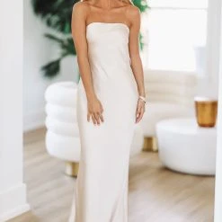 HAZEL & OLIVE Infinite Satin Maxi Dress - Ivory